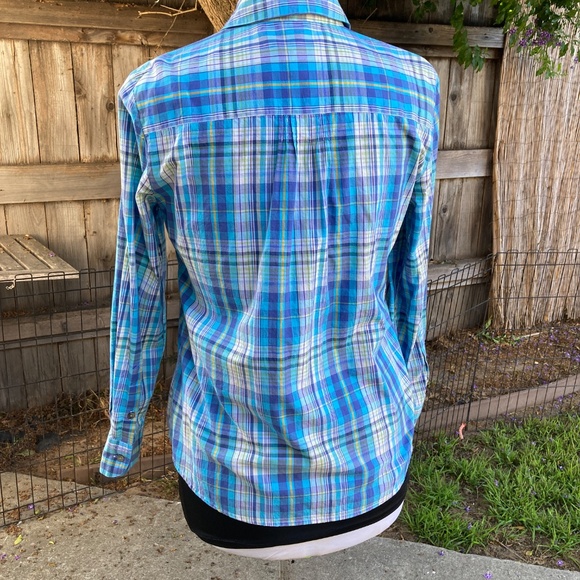 Plaid Cotton Button Up with Finish Details - Picture 3 of 9
